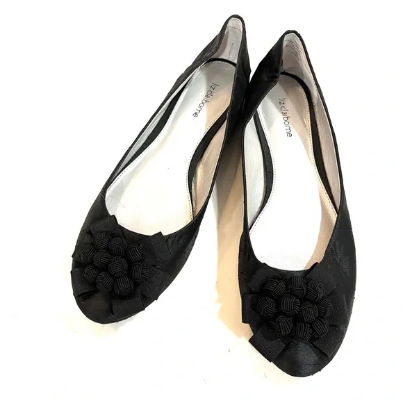 Liz Claiborne Flats With A Bow Burgundy Croc Flats With Velvet Bow